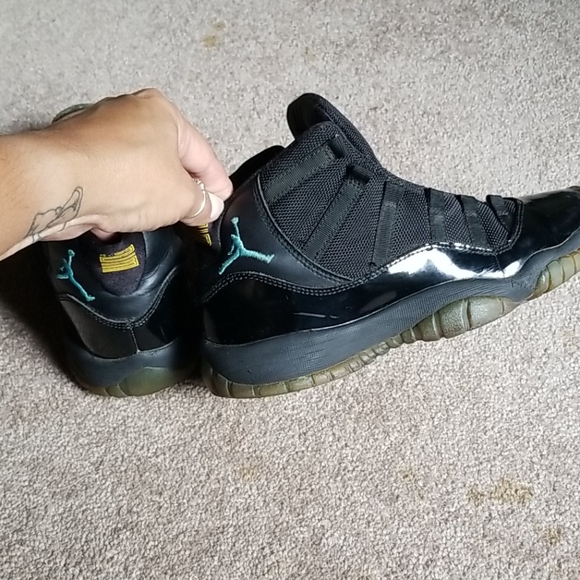 Air Jordan retro XI Black/ Gamma Blue - Picture 2 of 7